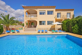 Отель Villa Senieta - PlusHolidays  Кальпе